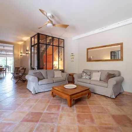 Cozy In With Heated Swimming Pool *