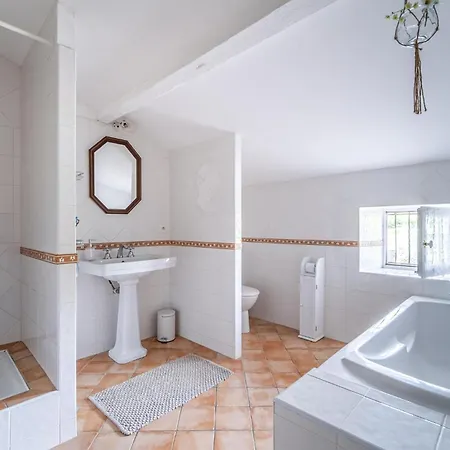 Holiday home Beautiful In With Kitchen *